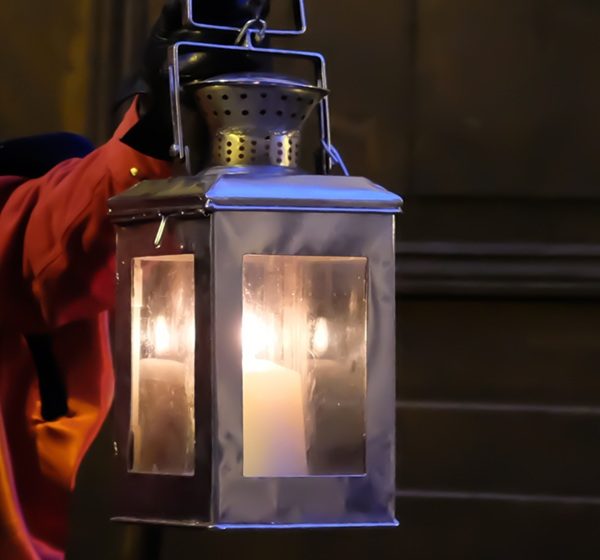 Visite nocturne de Loches à la lanterne